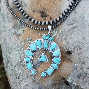 Naja Squash Necklace & earrings